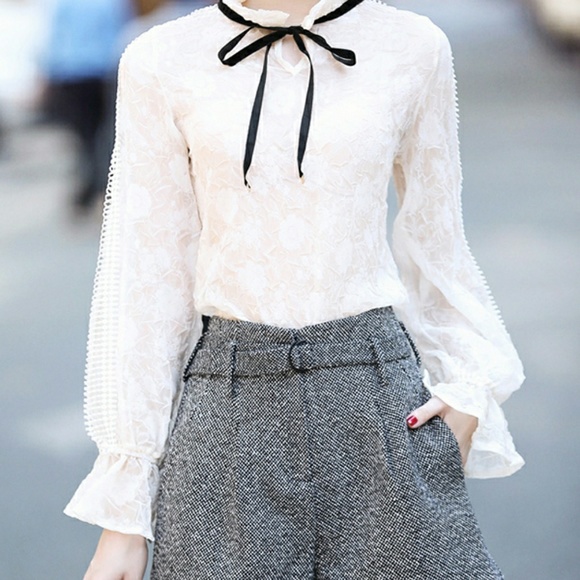 Blouse - Picture 2 of 2